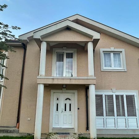 Hotel Royal Garden Niksic Luaran gambar