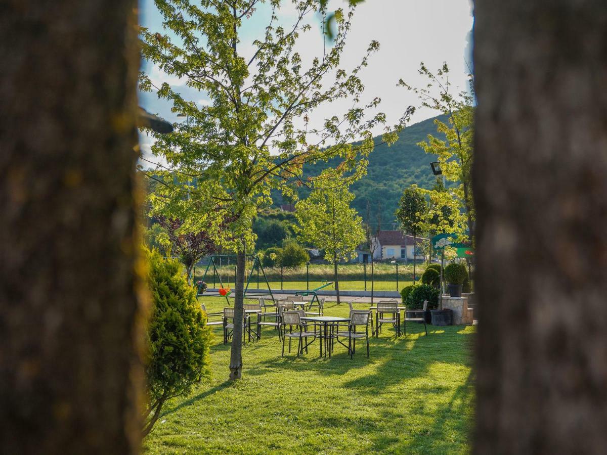Hotel Royal Garden Niksic Luaran gambar
