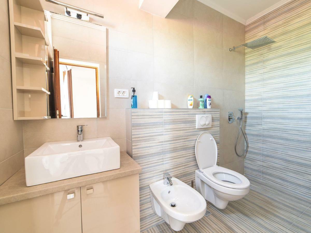 Hotel Royal Garden Niksic Luaran gambar