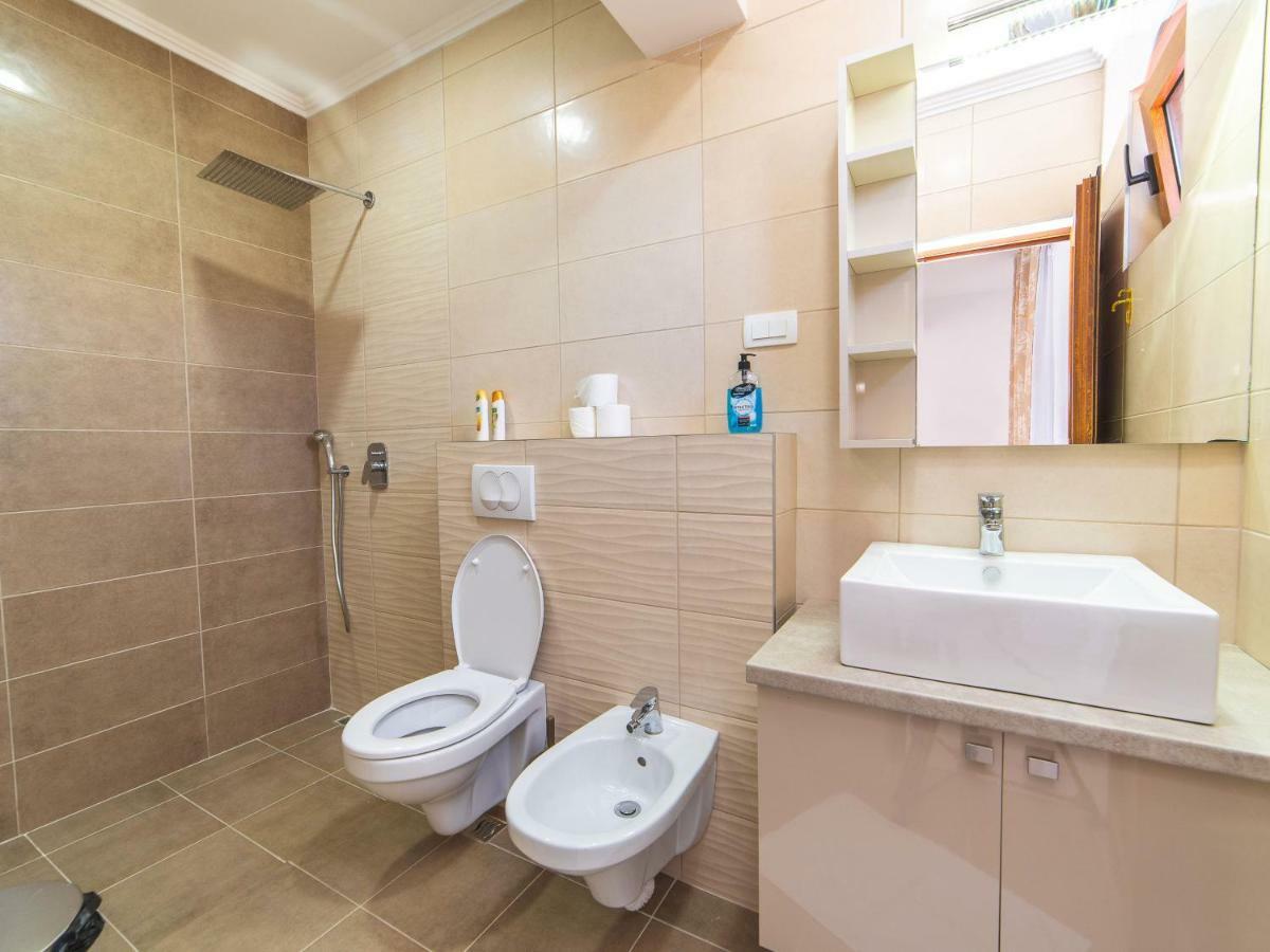 Hotel Royal Garden Niksic Luaran gambar