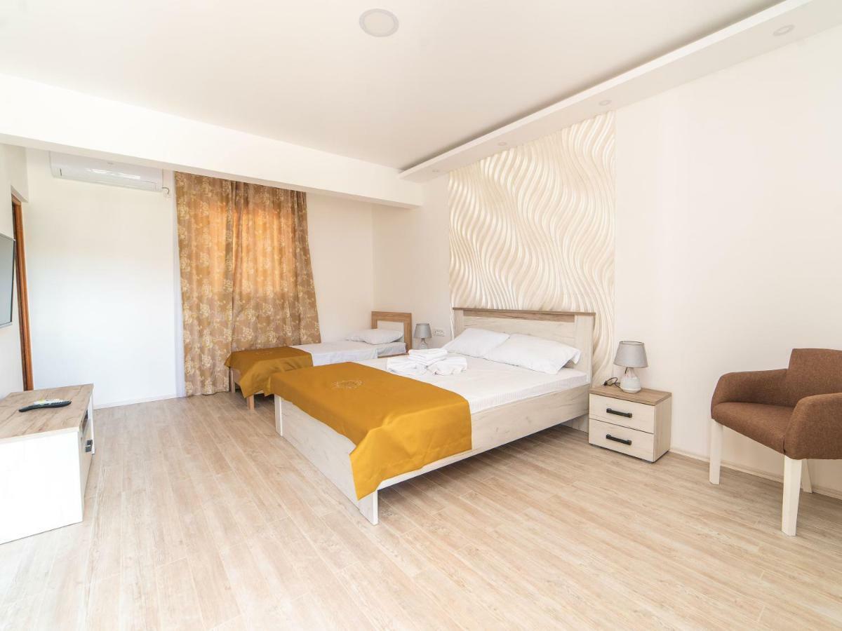Hotel Royal Garden Niksic Luaran gambar