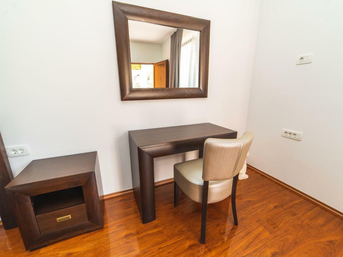 Hotel Royal Garden Niksic Luaran gambar